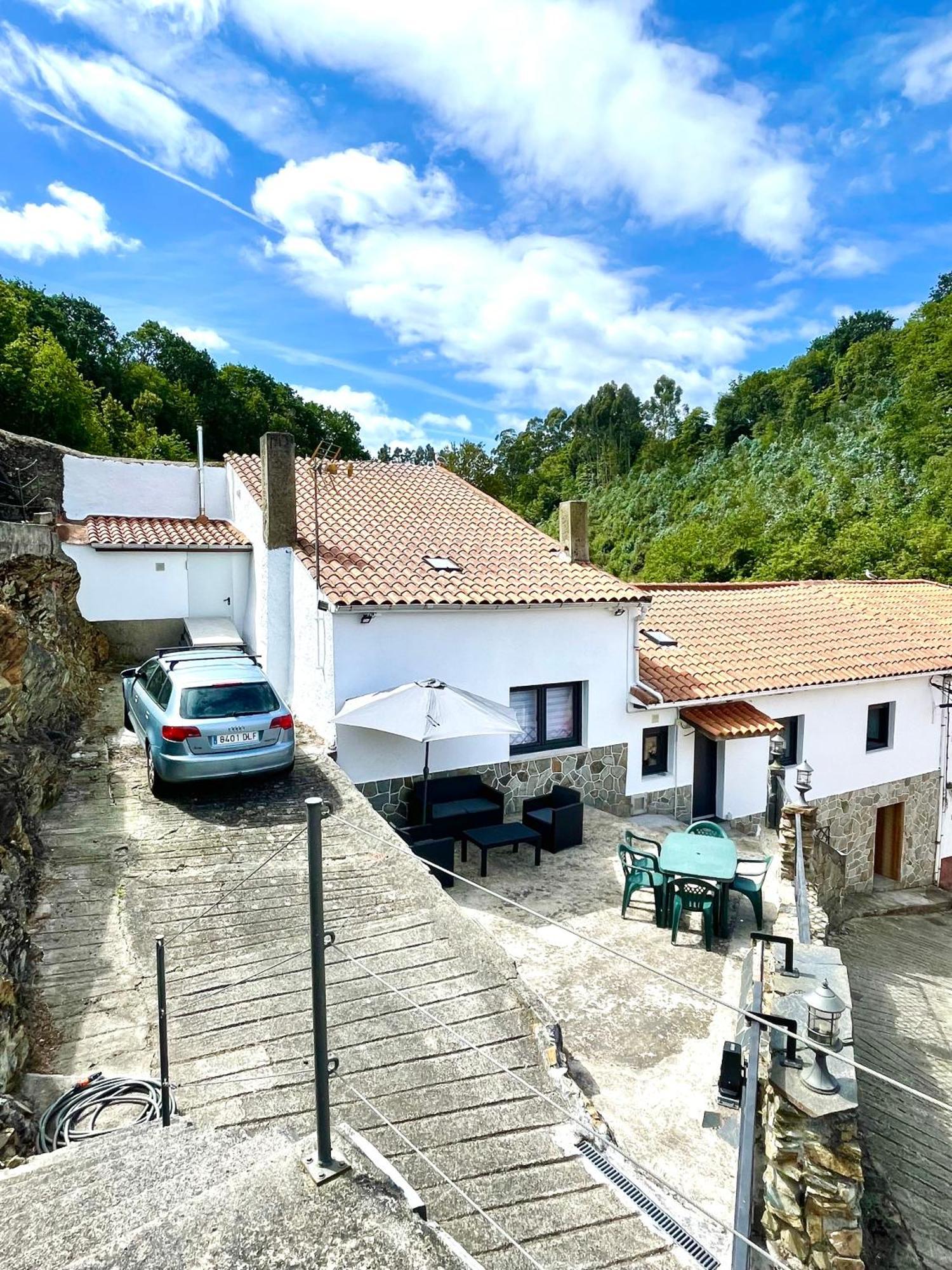 Villa Casa Santi Y Laura à Cudillero Extérieur photo
